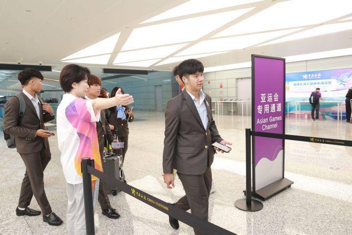安卓光遇有qq版么:杭州亚运会迎来代表团单日入境最高峰 35个国家地区代表团将抵达杭州机场